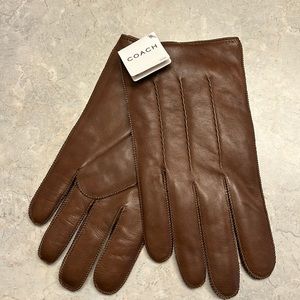 Coach leather gloves